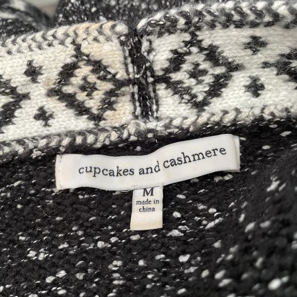 Cupcakes & Cashmere Sweater Size M Chunky Black White Open Front Cardigan Aztec - Picture 5 of 9